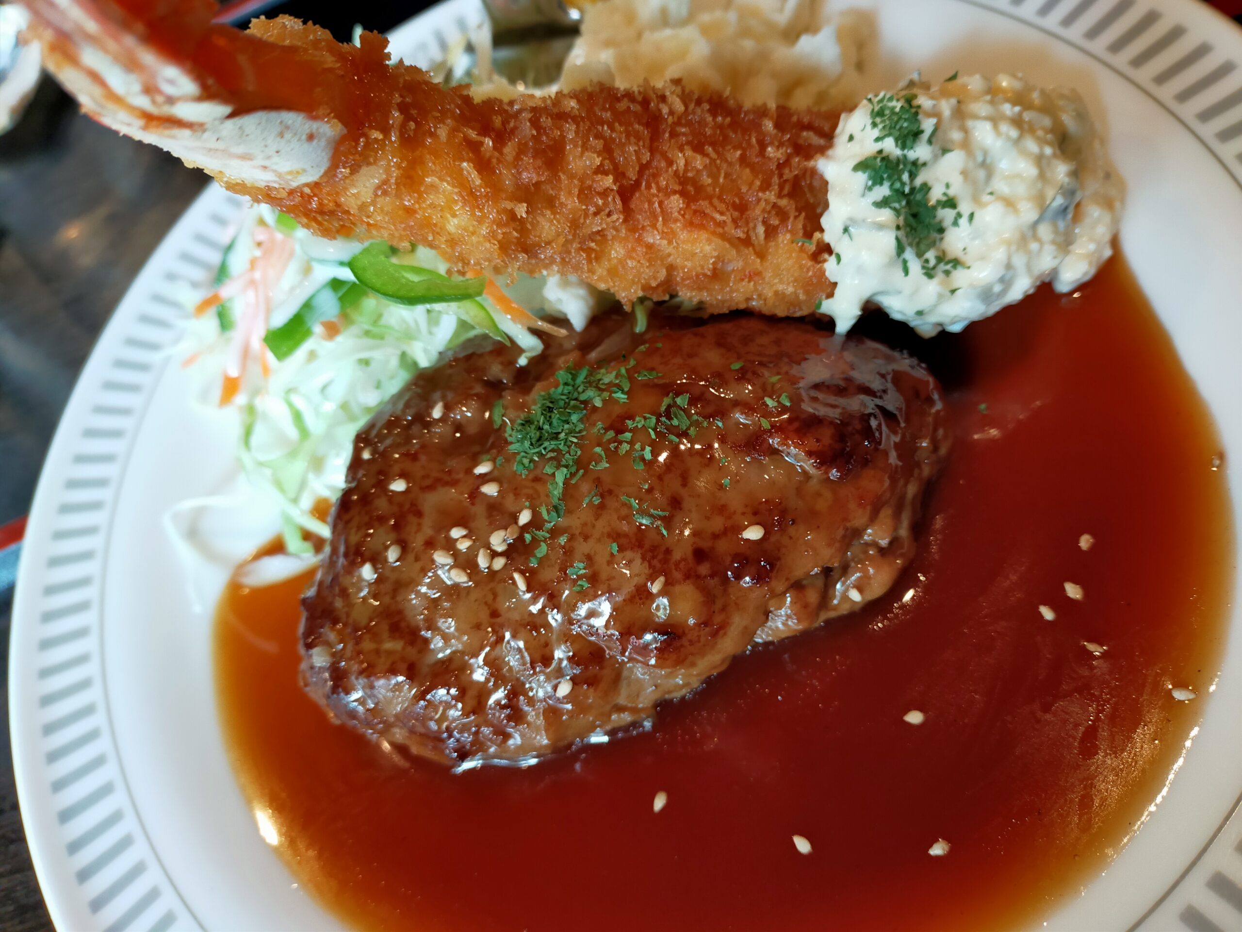 ハンバーグエビフライ_秋田県秋田市_キッチンふじみ
